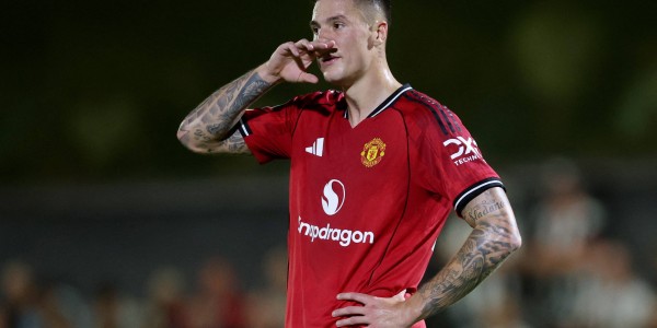 阿邦拉霍怒批曼联：舍什科第10个罚点证明他是懦夫，阿莫林也一样