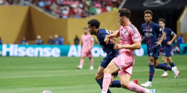 巴黎圣日耳曼4-0完胜迈阿密国际，梅西获全队最高评分74分