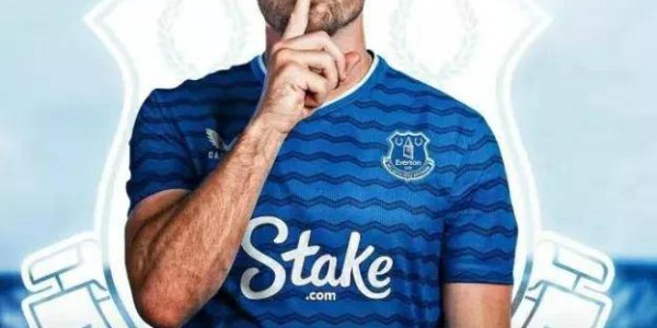 上树！多纳鲁马自宣离队，爆出与曼城达协议，蓝月防线已稳！