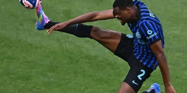 只要2500万欧！巴萨有意邓弗里斯，欧冠国米淘汰巴萨首功之臣