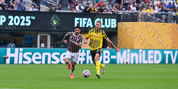 欧洲亚军世俱杯首战被群嘲！范志毅杨晨乐了：王钰栋去德甲没问题