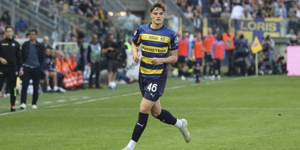 意甲今日动态：米兰加速追逐阿囧昔日爱将，国米前锋引援即将官宣